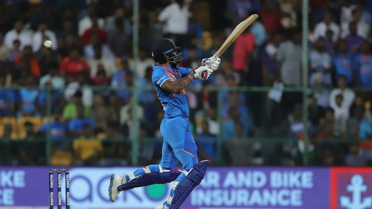 #INDvSA ಟಿ20: ಸೌತ್ ಆಫ್ರಿಕಾಗೆ ಸುಲಭ ಗುರಿ ನೀಡಿದ ಭಾರತ! #INDvSA ಟಿ20: ಸೌತ್ ಆಫ್ರಿಕಾಗೆ ಸುಲಭ ಗುರಿ ನೀಡಿದ ಭಾರತ!