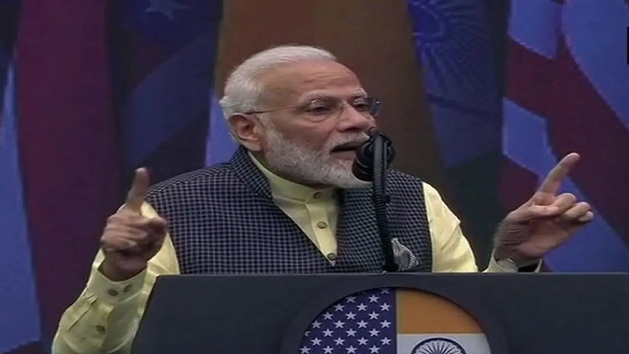 'हाउडी मोदी' में प्रधानमंत्री की इन 7 बातों में दिखी नए भारत की झलक