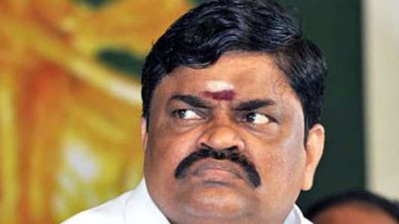 மோடி, எடப்பாடியைக் கேலி செய்வோர் நாட்டின் விரோதிகள்... அமைச்சர் ராஜேந்திர பாலாஜிக்கு வந்த கோபம்!