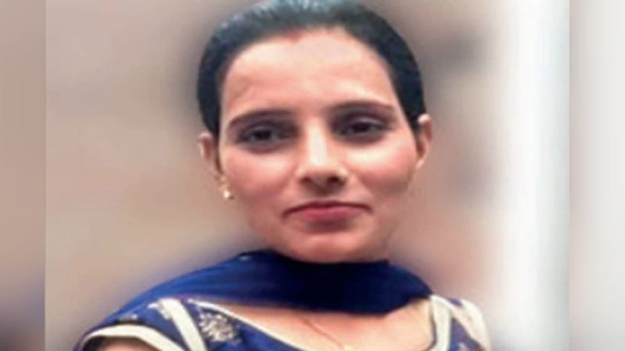 पत्नी की हत्या कर शव के टुकड़े किए, ससुराल में फोन कर कहा मार दिया, बेटी की बॉडी ले जाओ