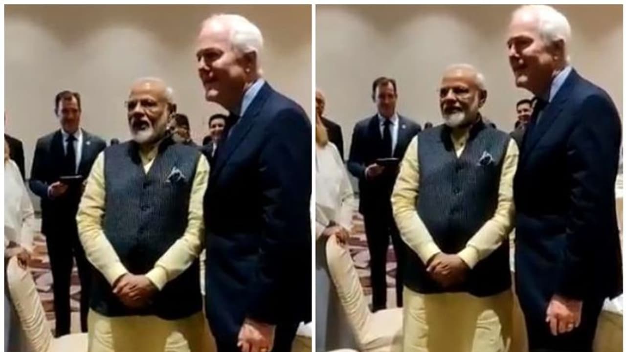 യുഎസ് സെനറ്ററുടെ ഭാര്യയോട് ക്ഷമാപണം നടത്തി നരേന്ദ്രമോദി: വീഡിയോ യുഎസ് സെനറ്ററുടെ ഭാര്യയോട് ക്ഷമാപണം നടത്തി നരേന്ദ്രമോദി: വീഡിയോ