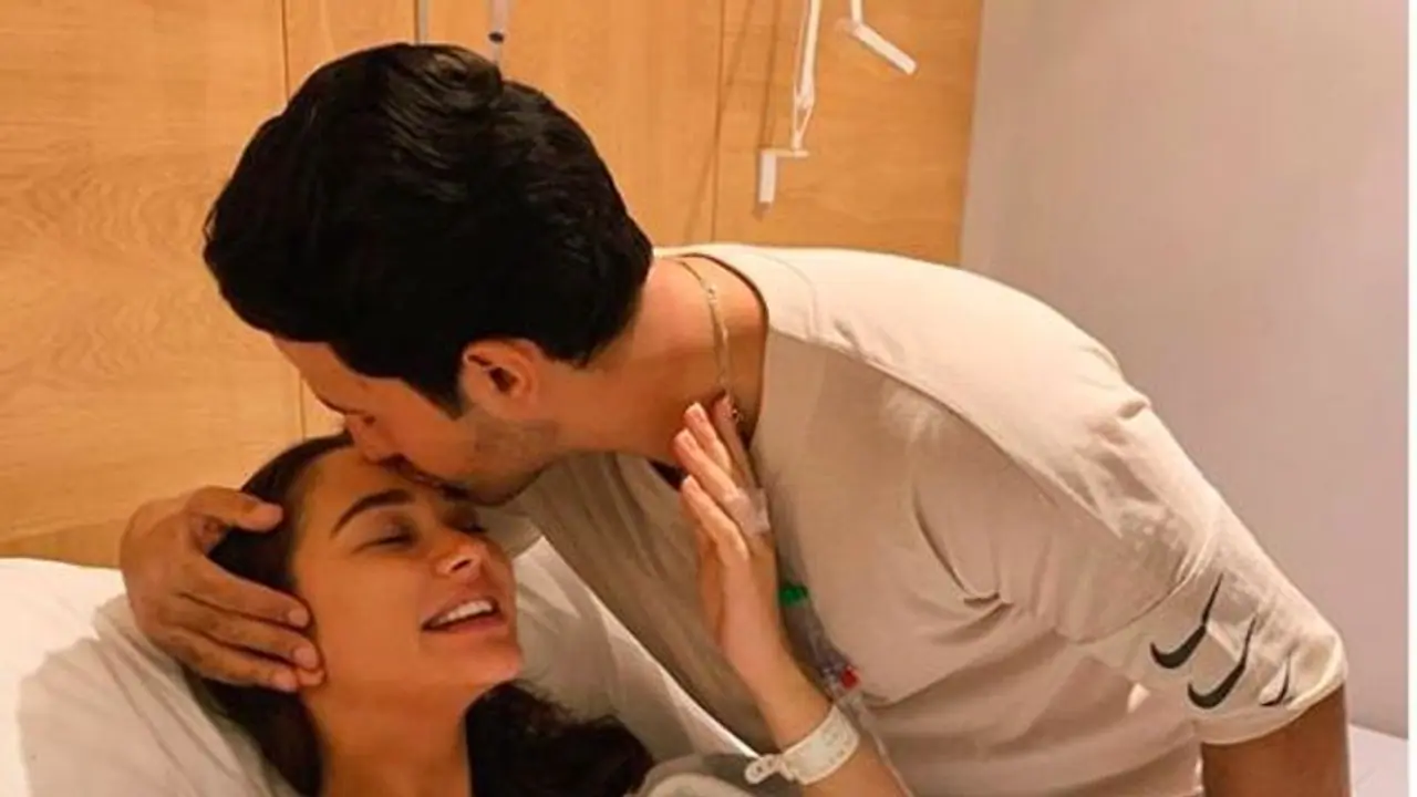 Amy Jackson shares first glimpse of son and it will warm your heart! Amy Jackson shares first glimpse of son and it will warm your heart!
