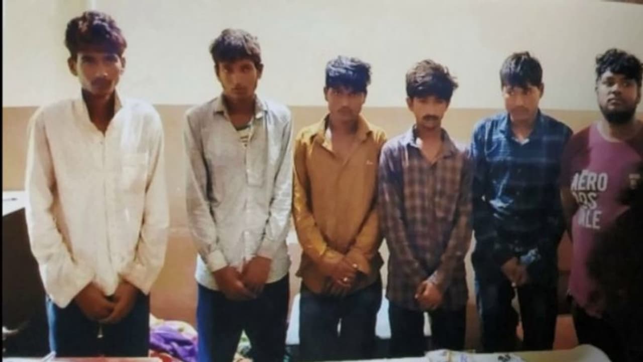 കെട്ടിടനിര്മ്മാണ തൊഴിലാളികളുടെ വേഷത്തിലെത്തി മോഷണം; രാജസ്ഥാന് സ്വദേശികൾ പിടിയിൽ കെട്ടിടനിര്മ്മാണ തൊഴിലാളികളുടെ വേഷത്തിലെത്തി മോഷണം; രാജസ്ഥാന് സ്വദേശികൾ പിടിയിൽ