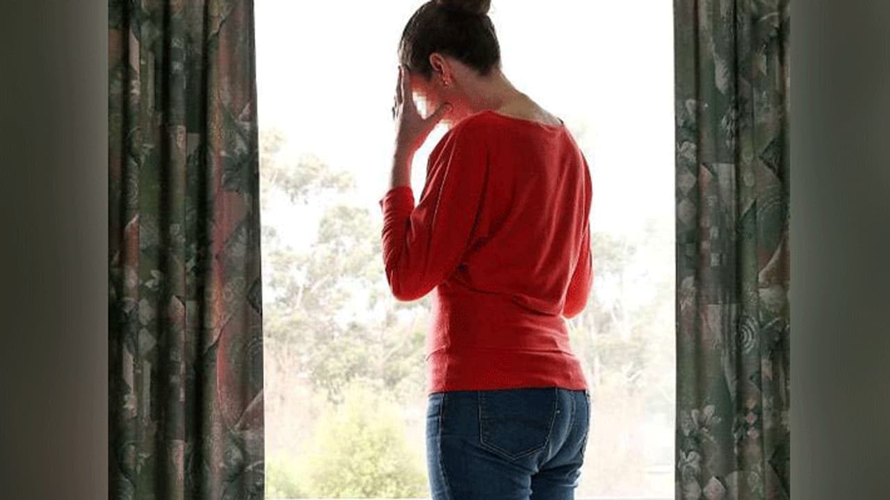 जॉब के लिए इंटरव्यू देने गई थी MBA लड़की, लेकिन वहां की हकीकत से अनजान थी वो... जॉब के लिए इंटरव्यू देने गई थी MBA लड़की, लेकिन वहां की हकीकत से अनजान थी वो...