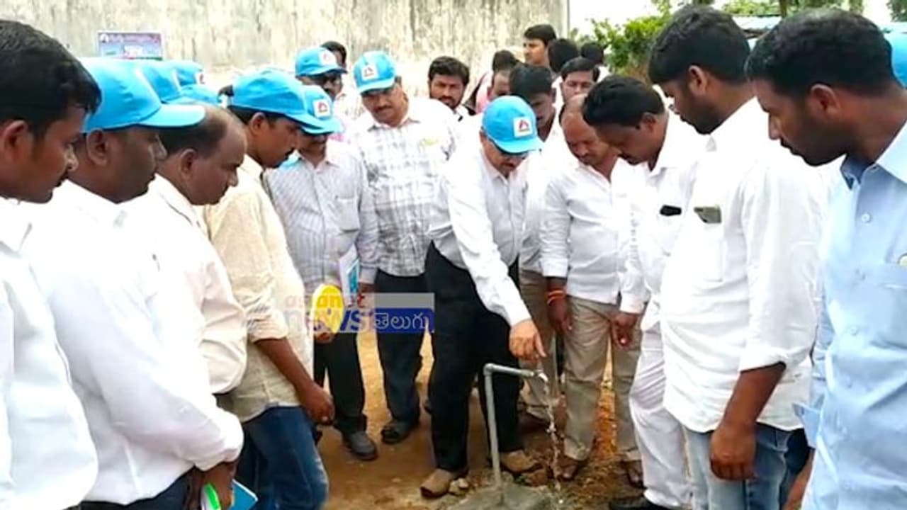 మిషన్ భగీరథపై కాంగ్రెస్ ఫిర్యాదు: దర్యాప్తునకు ఆదేశించిన కేంద్రం మిషన్ భగీరథపై కాంగ్రెస్ ఫిర్యాదు: దర్యాప్తునకు ఆదేశించిన కేంద్రం