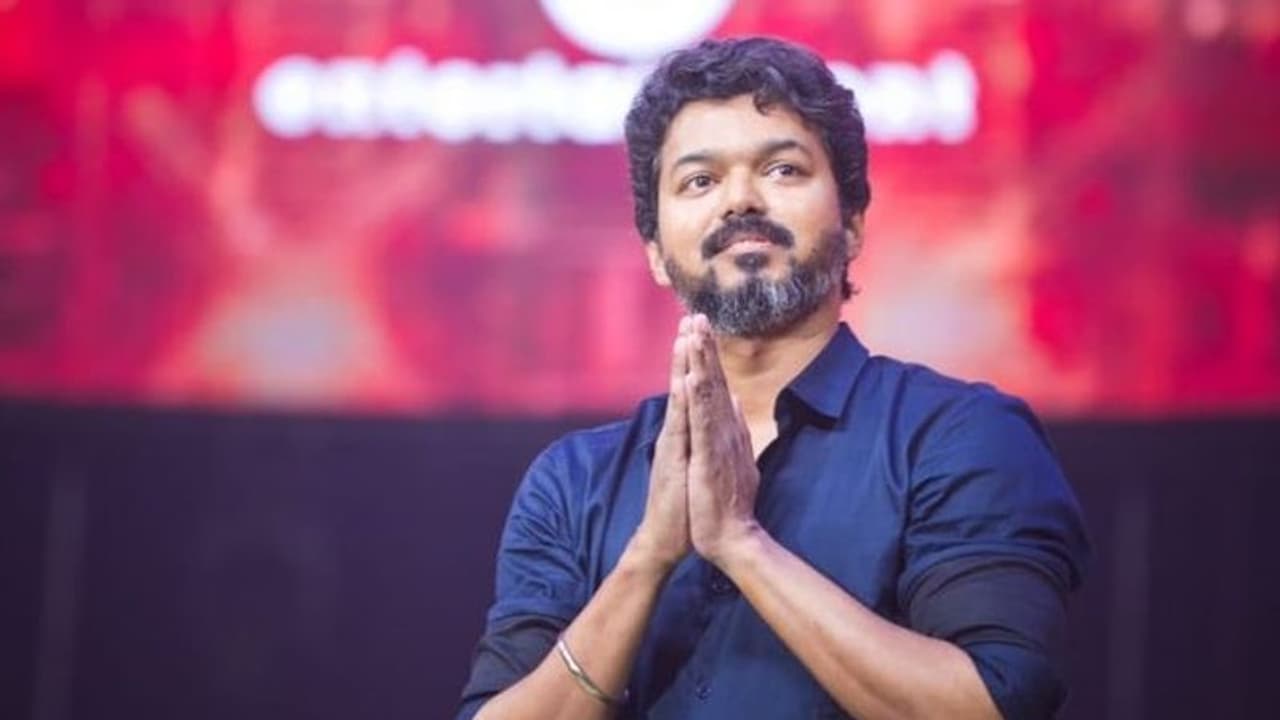 స్టార్ హీరో ఇంట్లో బాంబు ? భారీగా పోలీసులు బందోబస్తు! స్టార్ హీరో ఇంట్లో బాంబు ? భారీగా పోలీసులు బందోబస్తు!