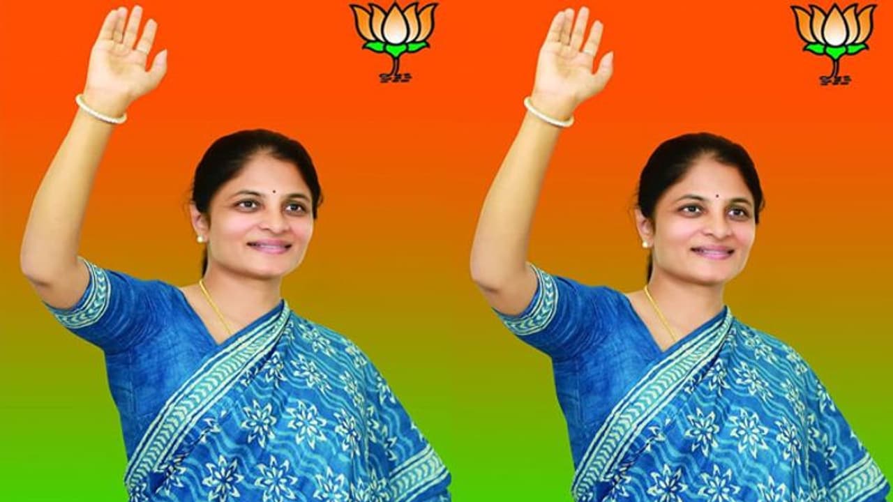 హుజూర్నగర్ ఉప ఎన్నిక: బీజేపీ అభ్యర్ధి ఈమెనే హుజూర్నగర్ ఉప ఎన్నిక: బీజేపీ అభ్యర్ధి ఈమెనే