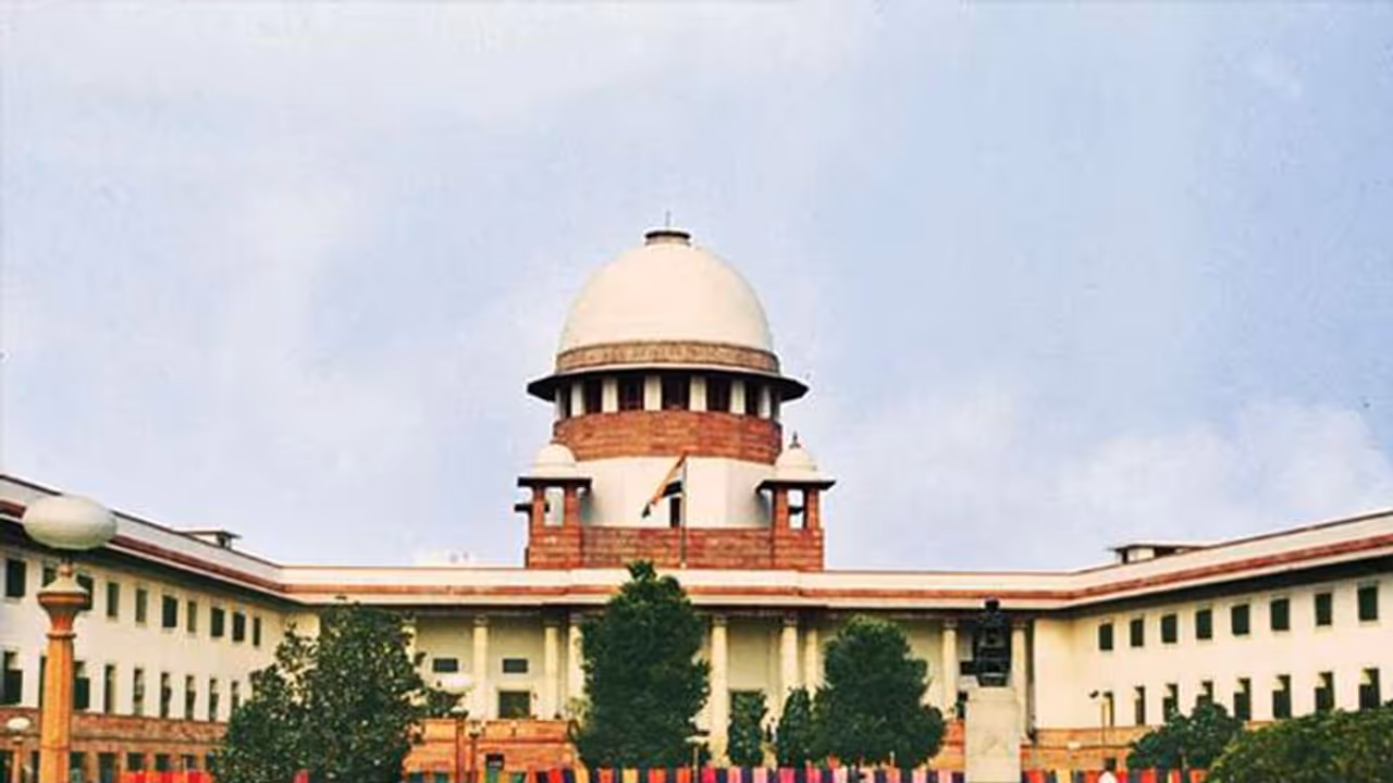 Supreme Court allows review petition on ‘diluting’ provisions of SC/ST Act Supreme Court allows review petition on ‘diluting’ provisions of SC/ST Act