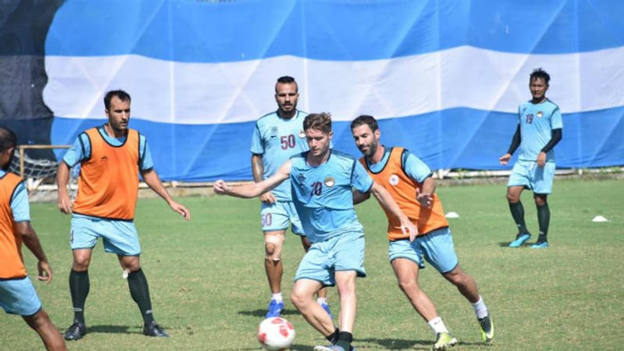 সাদার্নের বিরুদ্ধে জিতে গোল পার্থক্যে ইস্টবেঙ্গলকে টপকে গেল মোহনবাগান, সন্তোষে প্রথম ম্যাচেই হার বাংলার সাদার্নের বিরুদ্ধে জিতে গোল পার্থক্যে ইস্টবেঙ্গলকে টপকে গেল মোহনবাগান, সন্তোষে প্রথম ম্যাচেই হার বাংলার