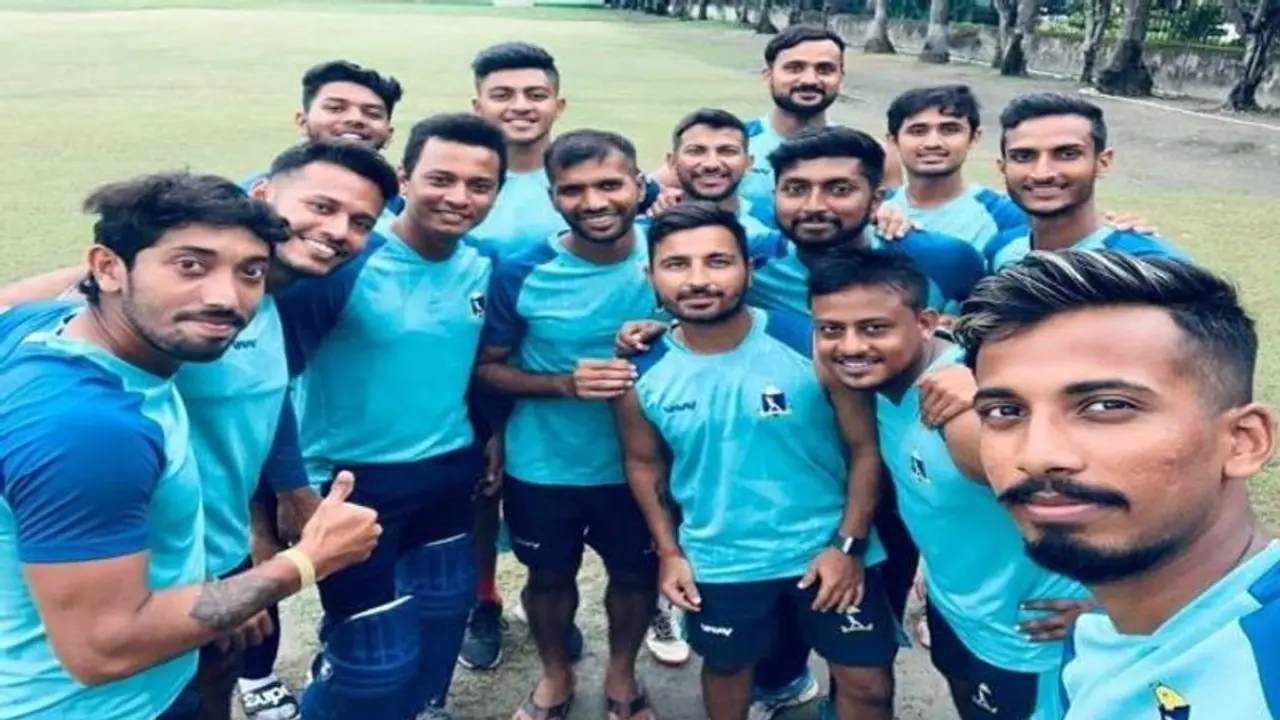 বিজয় হাজারের প্রথম ম্যাচে ব্যাটিং ব্যর্থতা, গুজরাতের বিরুদ্ধে হার বাংলার