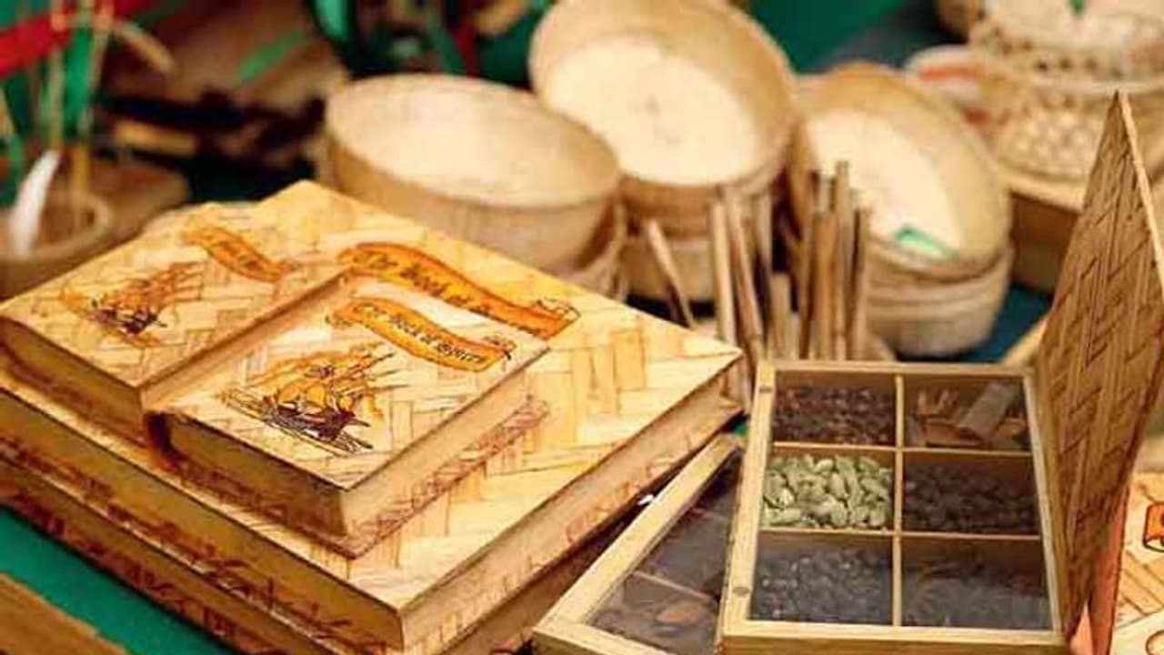 ബഹ്റൈനില് നിന്ന് ആവശ്യക്കാര്, കേരളത്തിന്റെ പായയും നാരും കപ്പല് കയറും ! ബഹ്റൈനില് നിന്ന് ആവശ്യക്കാര്, കേരളത്തിന്റെ പായയും നാരും കപ്പല് കയറും !