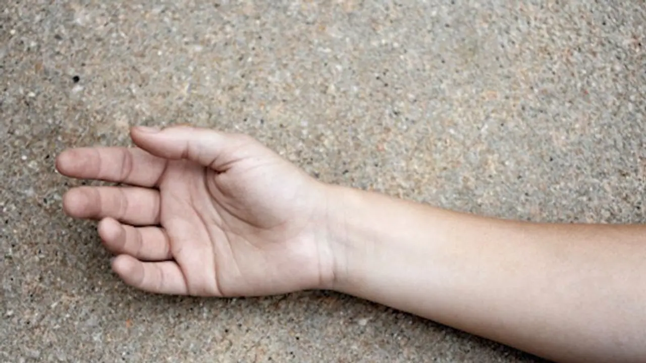 ఉద్యోగం రాలేదని యువతి ఆత్మహత్య