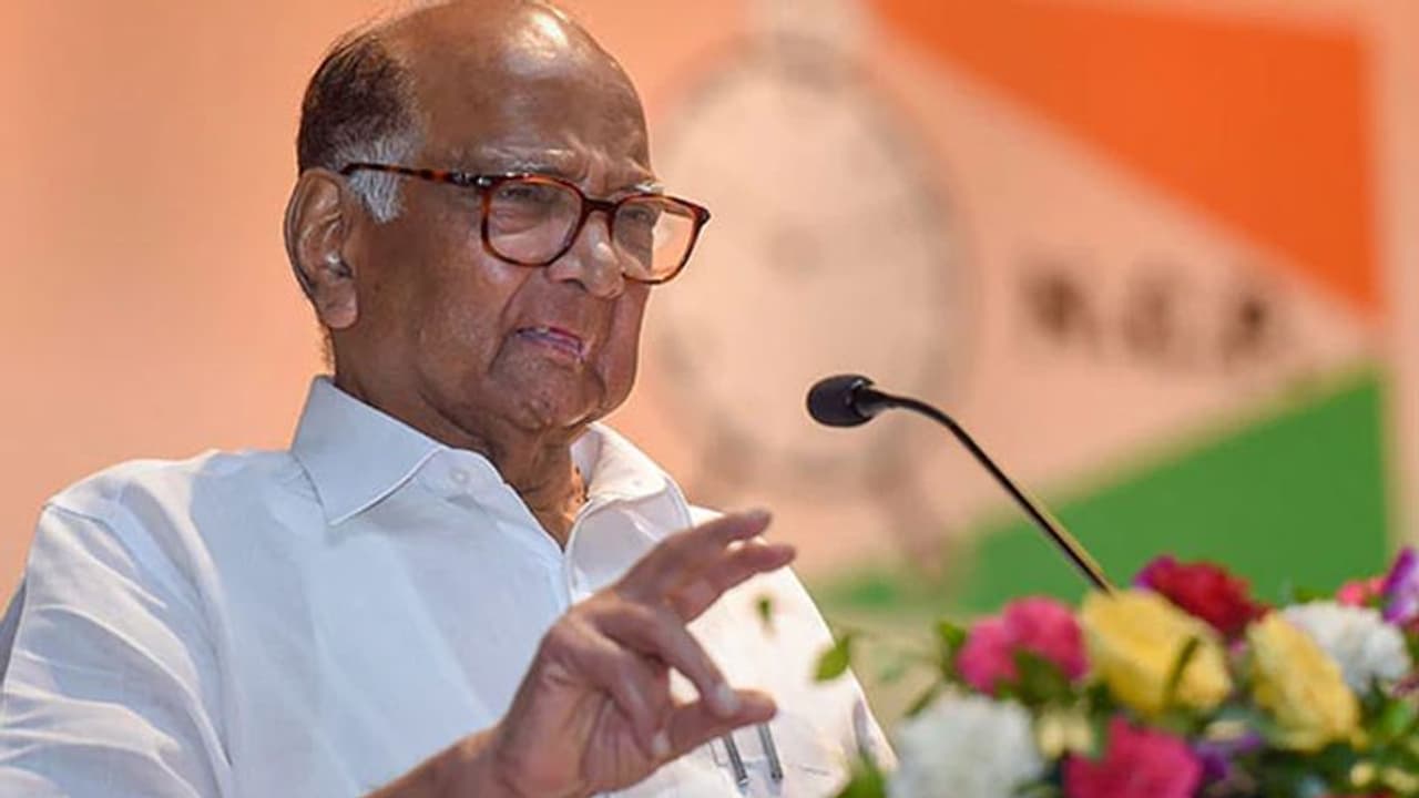 ബാങ്ക് അഴിമതിക്കേസ്: തനിക്കെതിരെ ബിജെപിയുടെ ആസൂത്രിത നീക്കമെന്ന് പവാര് ബാങ്ക് അഴിമതിക്കേസ്: തനിക്കെതിരെ ബിജെപിയുടെ ആസൂത്രിത നീക്കമെന്ന് പവാര്