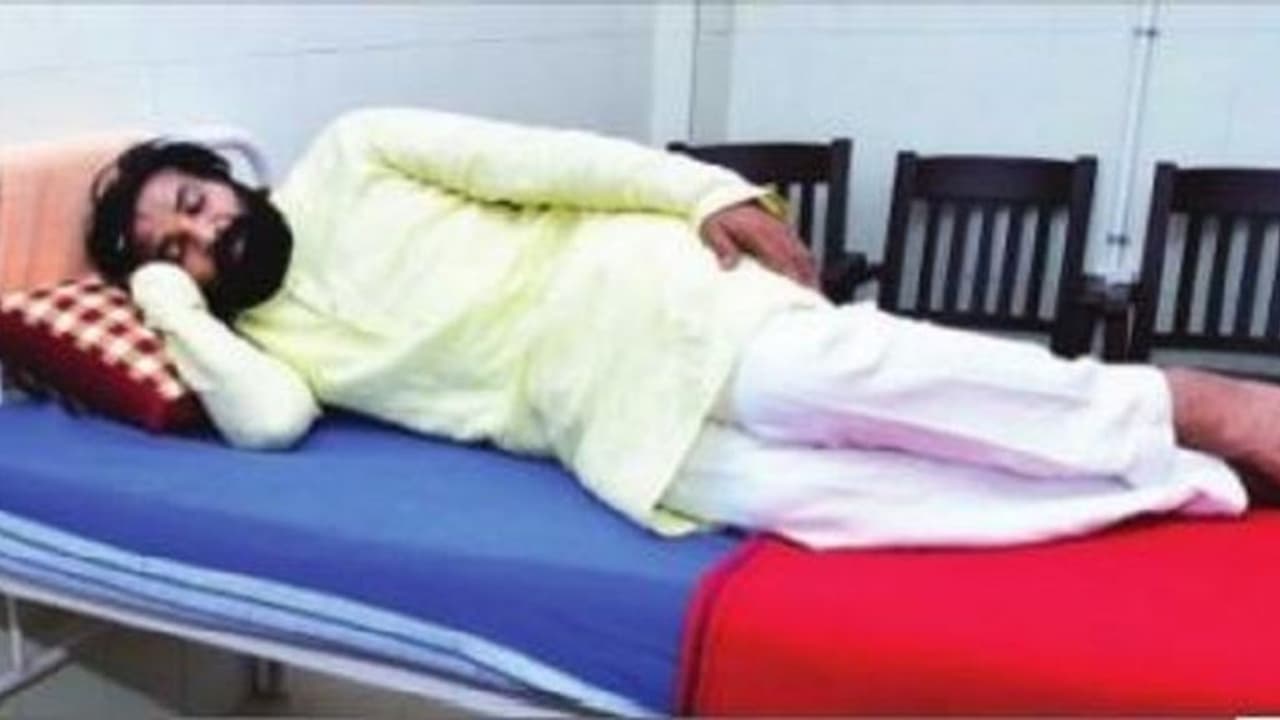 ಚಾಮರಾಜನಗರ: ಶ್ರೀರಾಮುಲು ಆಸ್ಪತ್ರೆ ವಾಸ್ತವ್ಯ ಆರಂಭ