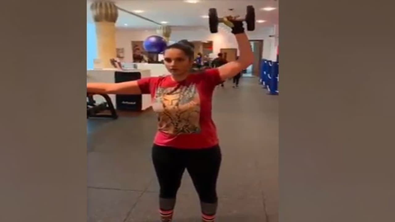 నాలుగు నెలల్లో 26 కేజీలు తగ్గి...రీఎంట్రీ కోసం ఎలా కష్టపడ్డానంటే: సానియా మీర్జా (వీడియో)