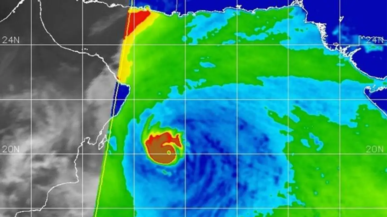 நாளை புறப்படும் புல்புல் புயலால் மீனவர்களுக்கு எச்சரிக்கை... தமிழகத்திற்கு அபாயம்..? நாளை புறப்படும் புல்புல் புயலால் மீனவர்களுக்கு எச்சரிக்கை... தமிழகத்திற்கு அபாயம்..?