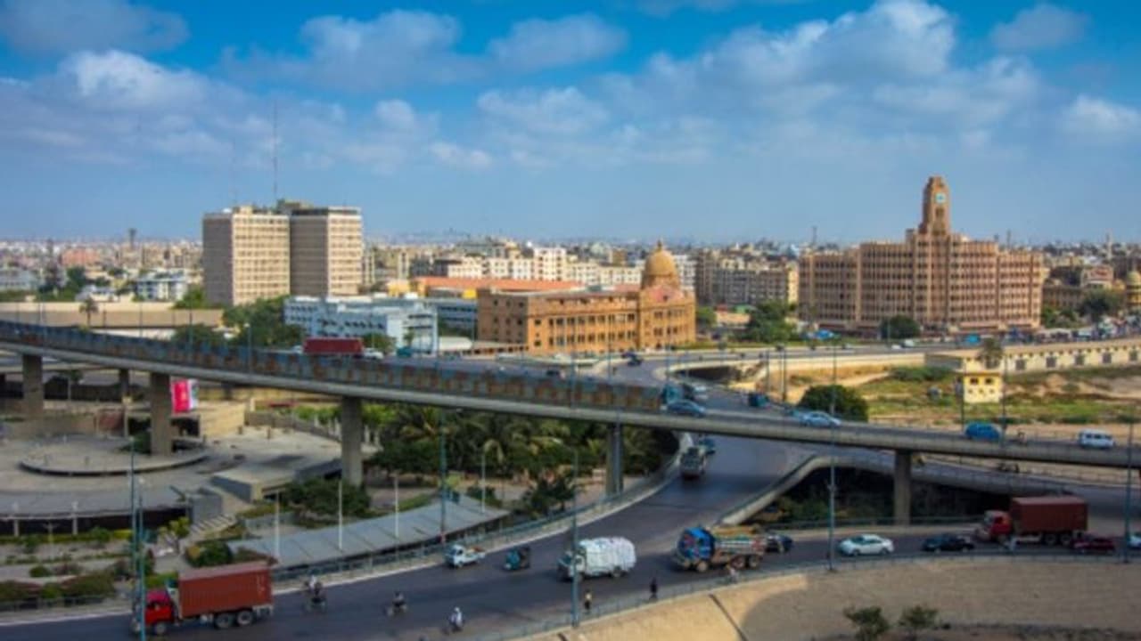 করাচিতে বাড়ি পাচ্ছেন না কপিল দেব, সংখ্যালঘু বঞ্চনায় ফের মুখ পুড়ল পাকিস্তানের করাচিতে বাড়ি পাচ্ছেন না কপিল দেব, সংখ্যালঘু বঞ্চনায় ফের মুখ পুড়ল পাকিস্তানের