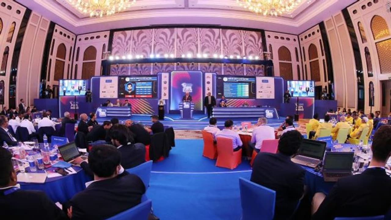 ஐபிஎல் 2020 ஏலம்.. அனைத்து அணிகளின் பவர் குறித்த முக்கியமான தகவலின் முழு விவரம் ஐபிஎல் 2020 ஏலம்.. அனைத்து அணிகளின் பவர் குறித்த முக்கியமான தகவலின் முழு விவரம்