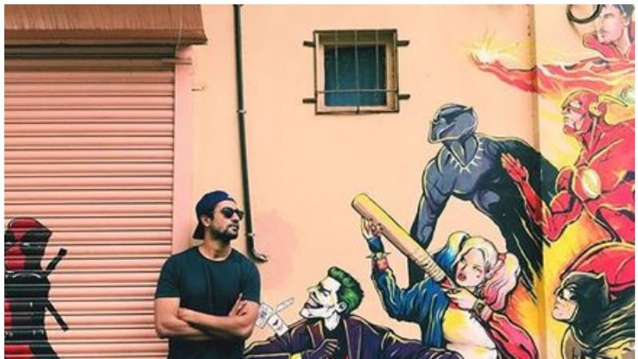 ബാറ്റ്മാനോ, ഡെഡ്പൂളോ ഒന്നുമല്ല, പ്രിയപ്പെട്ട സൂപ്പര് ഹീറോ ആരെന്ന് വ്യക്തമാക്കി വിക്കി കൌശല് ബാറ്റ്മാനോ, ഡെഡ്പൂളോ ഒന്നുമല്ല, പ്രിയപ്പെട്ട സൂപ്പര് ഹീറോ ആരെന്ന് വ്യക്തമാക്കി വിക്കി കൌശല്