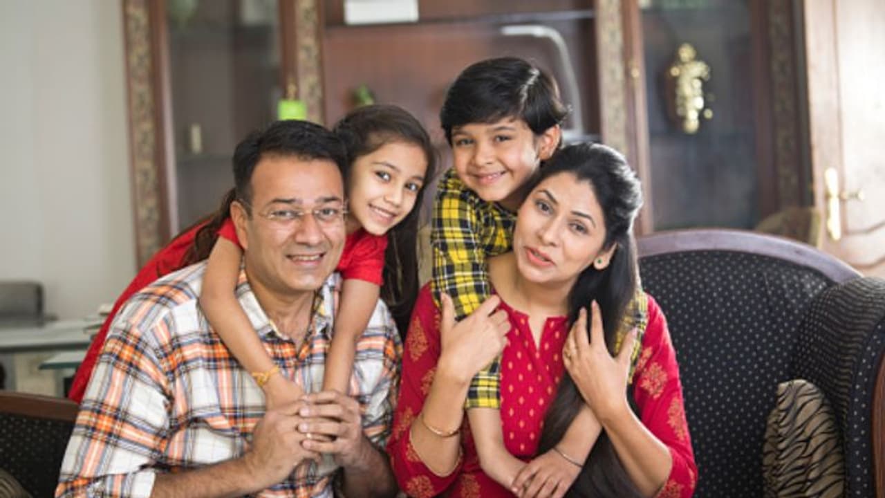 পুজোতে বাড়ির প্রধানের ঘর সাজান বাস্তুর নিয়ম মেনে পুজোতে বাড়ির প্রধানের ঘর সাজান বাস্তুর নিয়ম মেনে