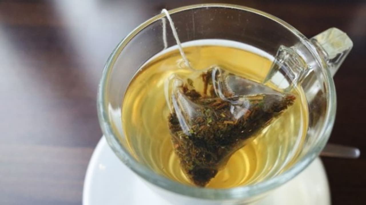 ടീ ബാഗിട്ട് ചായ കുടിക്കുന്നതിന് മുന്പ് ഇതൊന്ന് അറിയുക... ടീ ബാഗിട്ട് ചായ കുടിക്കുന്നതിന് മുന്പ് ഇതൊന്ന് അറിയുക...