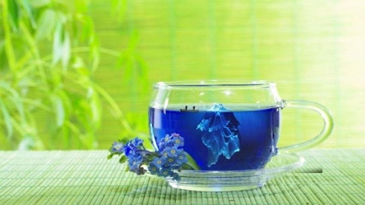 जानें क्या है Blue Tea और इसे पीने से क्या होते हैं फायदे