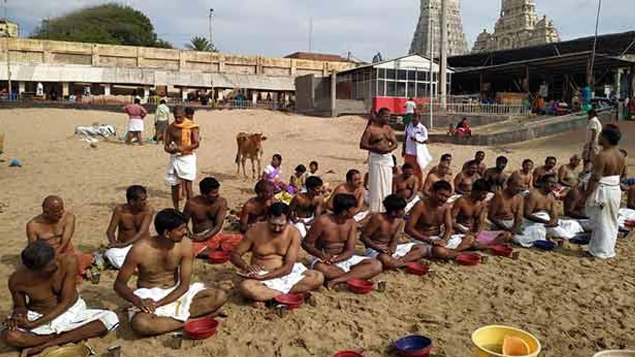 இந்த ஆண்டு ஆடி மாதத்தில் 2 அமாவாசை.. எதை கடைபிடிக்க வேண்டும்?