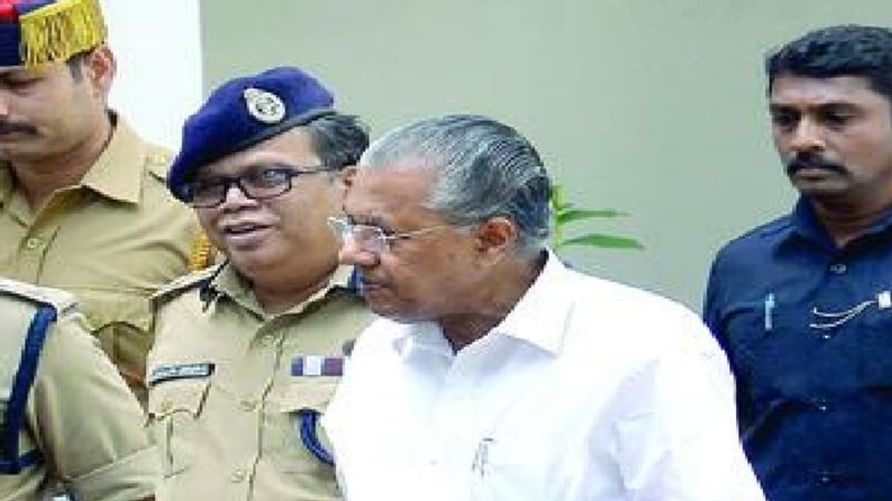 ഇന്‍റലിജൻസ് വിവരങ്ങള്‍ ചോർത്തി മതവികാരം വ്രണപ്പെടുത്താന്‍ ശ്രമിച്ചെന്ന കേസ് എഴുതിതള്ളി