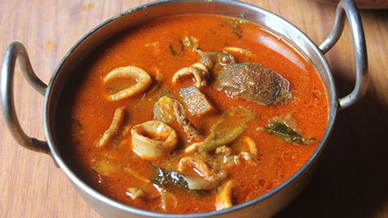 സ്പെഷ്യൽ കണവ തേങ്ങാപാൽ കറി തയ്യാറാക്കാം സ്പെഷ്യൽ കണവ തേങ്ങാപാൽ കറി തയ്യാറാക്കാം