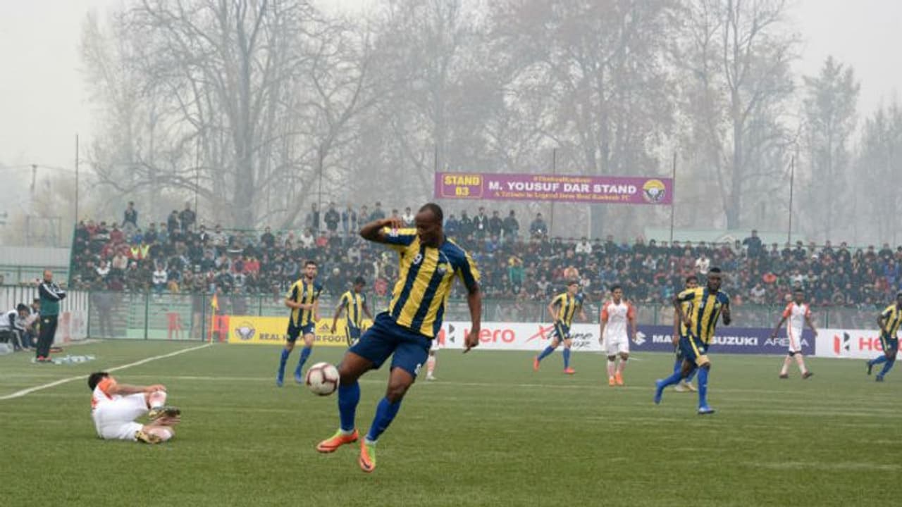 দুটি পুরস্কারের জন্য মনোনীত হল রিয়াল কাশ্মীর ফুটবল দল নিয়ে তৈরি তথ্যচিত্র দুটি পুরস্কারের জন্য মনোনীত হল রিয়াল কাশ্মীর ফুটবল দল নিয়ে তৈরি তথ্যচিত্র
