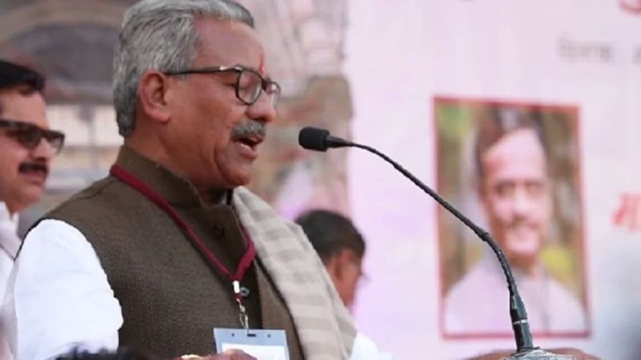 'ആര്എസ്എസും ഇന്ത്യയും ഒന്നാണ്'; ഇമ്രാന് ഖാന്റെ വിമര്ശനത്തിന് മറുപടിയുമായി കൃഷ്ണ ഗോപാല് 'ആര്എസ്എസും ഇന്ത്യയും ഒന്നാണ്'; ഇമ്രാന് ഖാന്റെ വിമര്ശനത്തിന് മറുപടിയുമായി കൃഷ്ണ ഗോപാല്