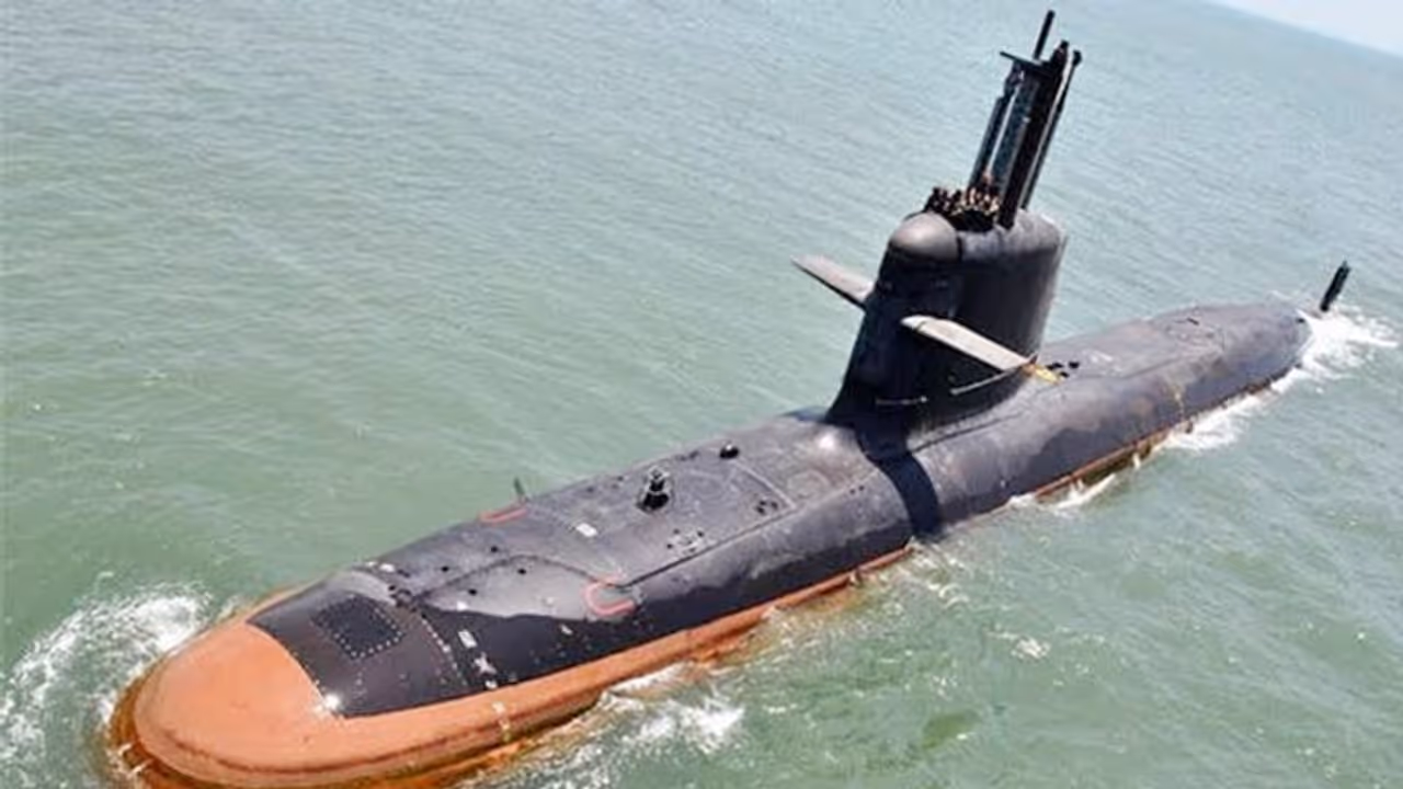 লাদাখ সীমান্ত উত্তাপের আঁচ পড়তে পারে সমুদ্রেও, চিনের গতিবিধির ওপর নজর রাখতে ভারতীয় নৌবাহিনীর কৌশল