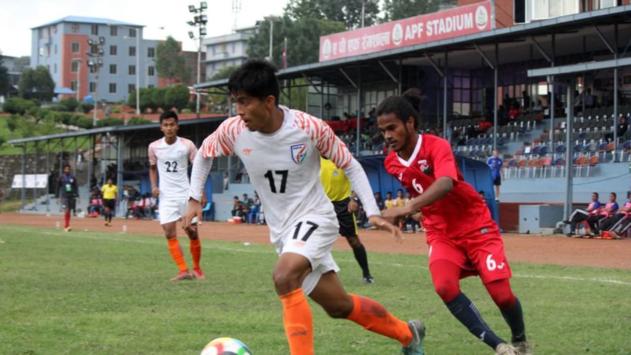 SAFF ಫುಟ್ಬಾಲ್ ಚಾಂಪಿಯನ್ಶಿಪ್: ಭಾರತ ಬಾಂಗ್ಲಾ ಫೈನಲ್ ಫೈಟ್! SAFF ಫುಟ್ಬಾಲ್ ಚಾಂಪಿಯನ್ಶಿಪ್: ಭಾರತ ಬಾಂಗ್ಲಾ ಫೈನಲ್ ಫೈಟ್!