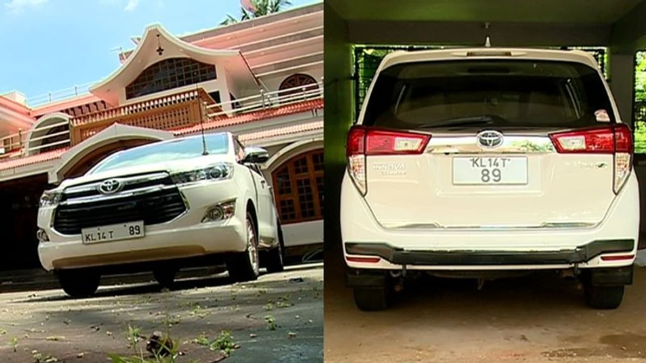 ഭാഗ്യനമ്പറോ ഫാൻസി നമ്പറോ അല്ല, അബ്ദുൾ റസാഖിന്റെ കാർ യു ഡി എഫിനെ ഓർമ്മിപ്പിക്കുന്ന ചിലതുണ്ട് ഭാഗ്യനമ്പറോ ഫാൻസി നമ്പറോ അല്ല, അബ്ദുൾ റസാഖിന്റെ കാർ യു ഡി എഫിനെ ഓർമ്മിപ്പിക്കുന്ന ചിലതുണ്ട്