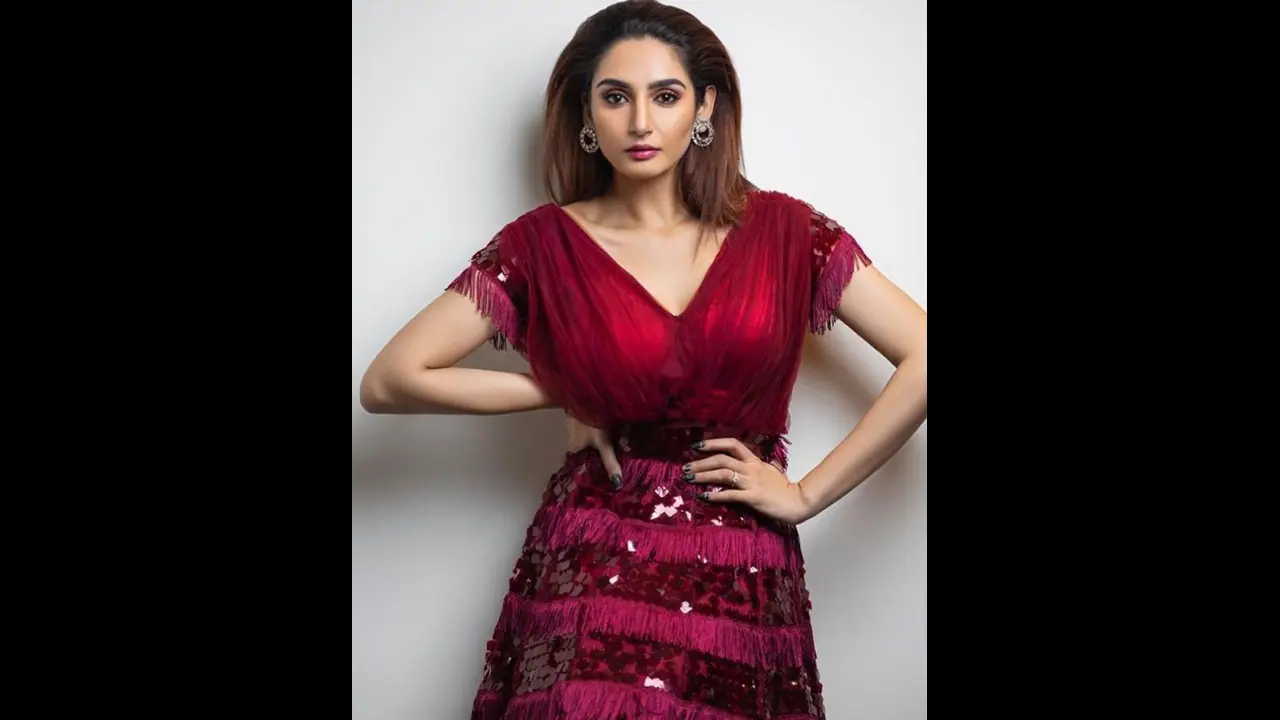 Sandalwood drug racket: CCB takes Ragini Dwivedi into custody after raids at her residence Sandalwood drug racket: CCB takes Ragini Dwivedi into custody after raids at her residence