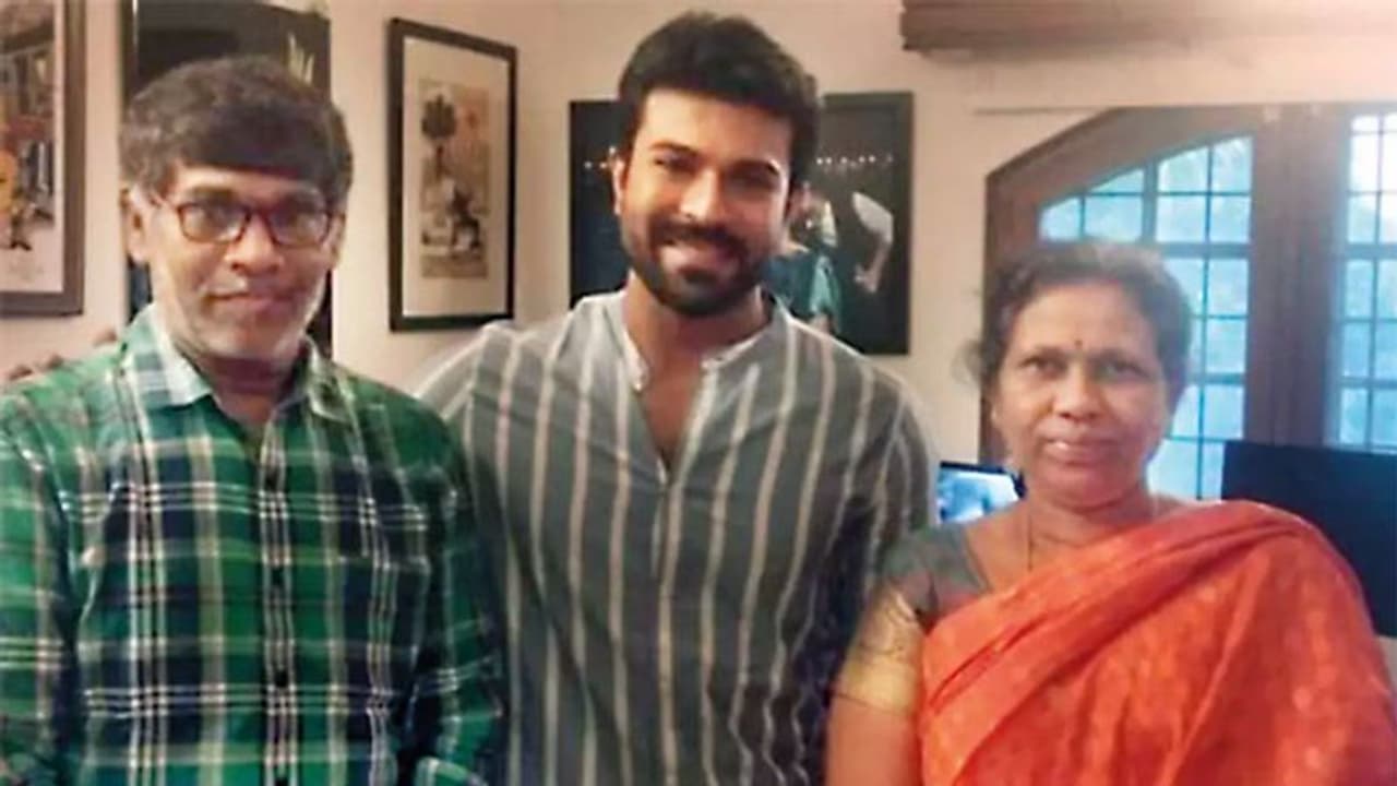 చిరు అబద్ధం చెబుతున్నారు.. ఉయ్యాలవాడ వారసులు! చిరు అబద్ధం చెబుతున్నారు.. ఉయ్యాలవాడ వారసులు!