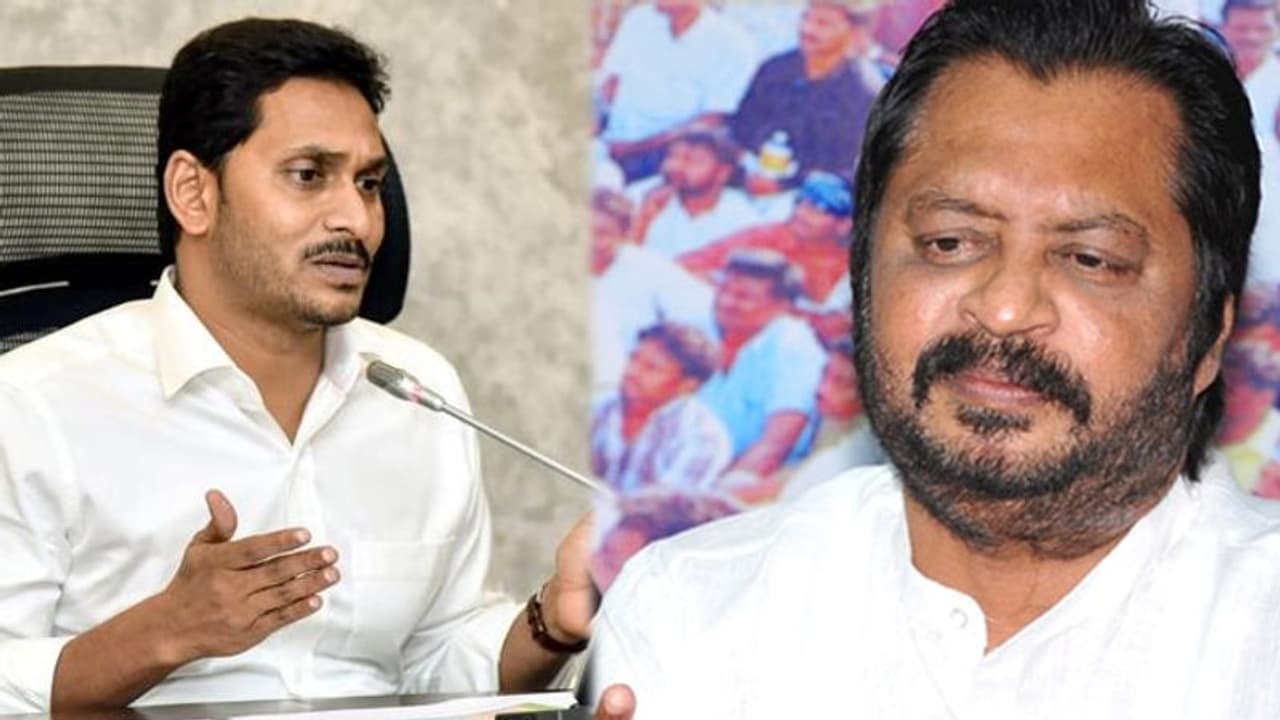 అసైన్డ్ భూముల కుంభకోణం: వివరాలిస్తా.. జగన్‌కు నోటీసులిస్తారా, హర్షకుమార్ వ్యాఖ్యలు