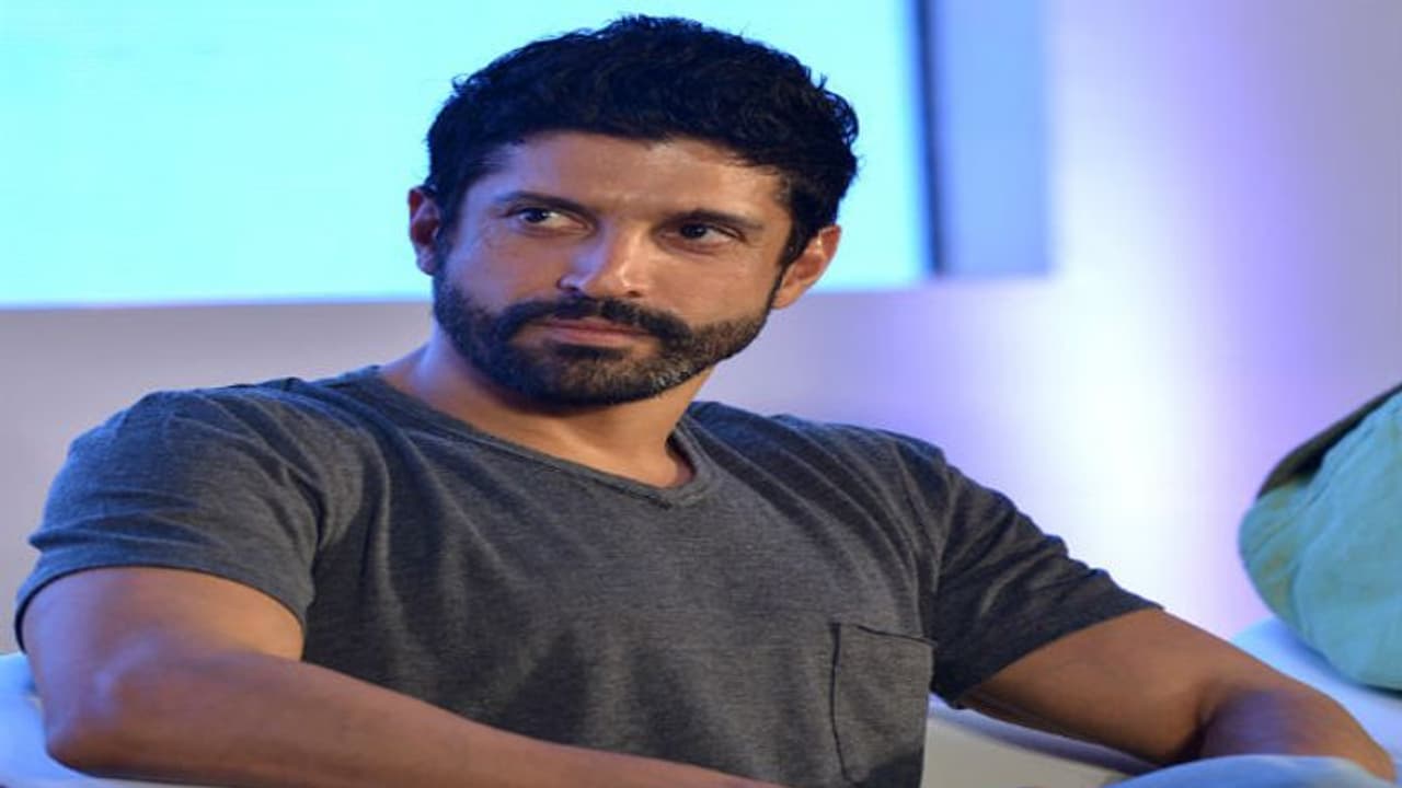 আসছে 'তুফান' ,জানালেন ফারহান আসছে 'তুফান' ,জানালেন ফারহান