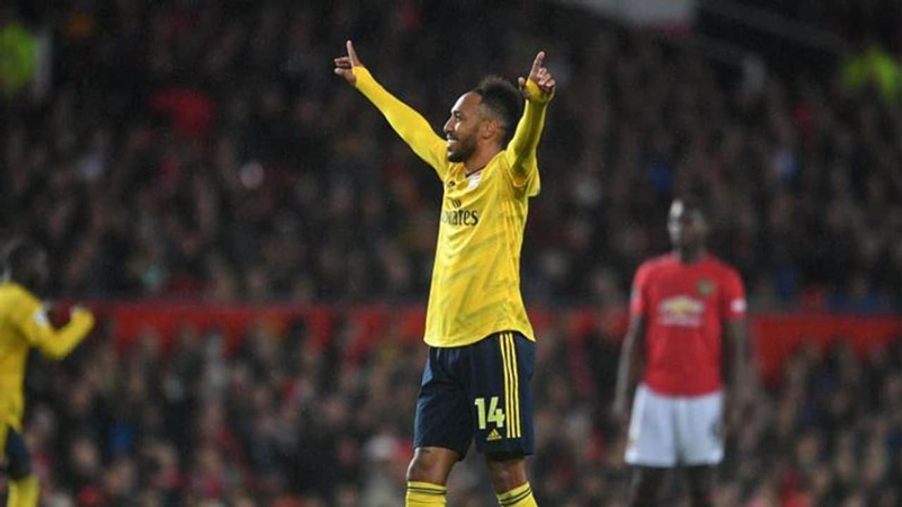 ഔബമയാങ്ങിനെ ടീമിലെത്തിക്കാന് മാഞ്ചസ്റ്റര് യുനൈറ്റഡിന്റെ നീക്കം ഔബമയാങ്ങിനെ ടീമിലെത്തിക്കാന് മാഞ്ചസ്റ്റര് യുനൈറ്റഡിന്റെ നീക്കം