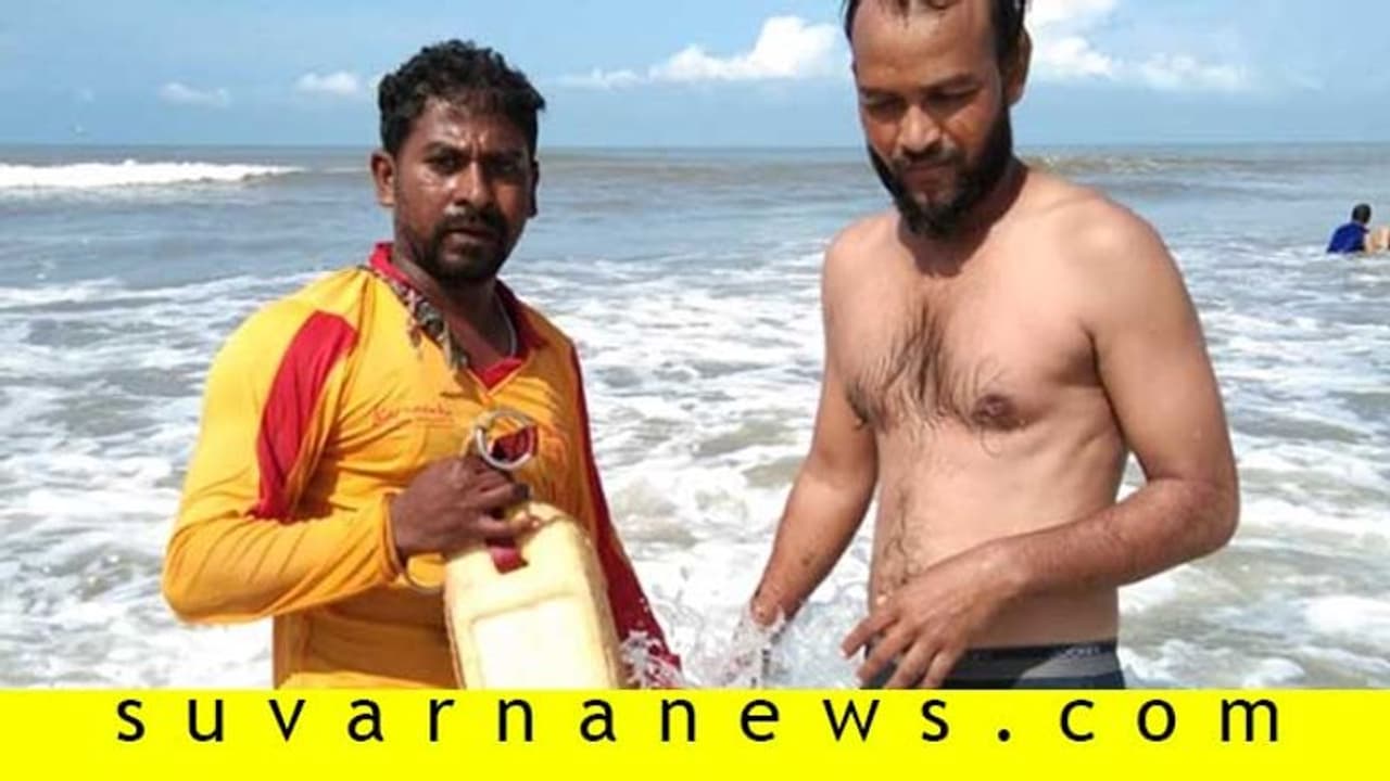 ಗೋಕರ್ಣ : ಬೀಚಲ್ಲಿ ಮುಳುಗುತ್ತಿದ್ದ ಪ್ರವಾಸಿಗನ ರಕ್ಷಣೆ