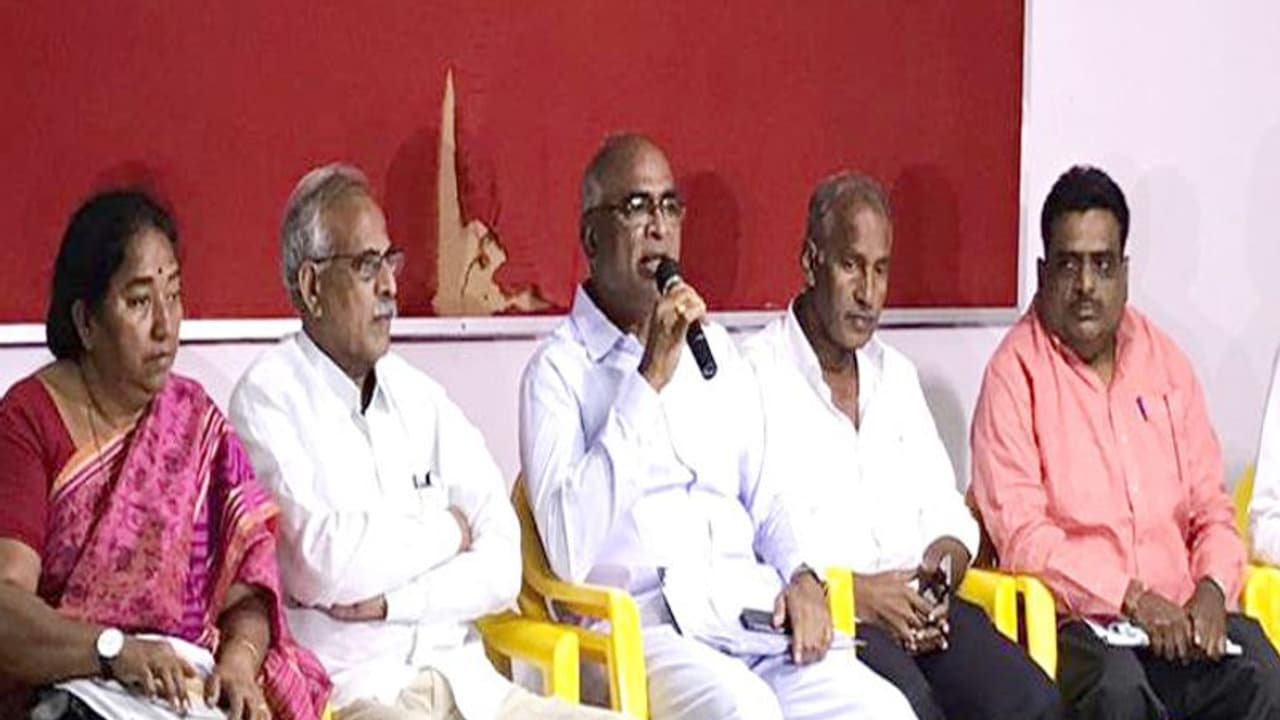 టీఆర్ఎస్ తెలివైన అడుగు: హుజూర్ నగర్ లో సిపిఐ బలం ఇదీ...