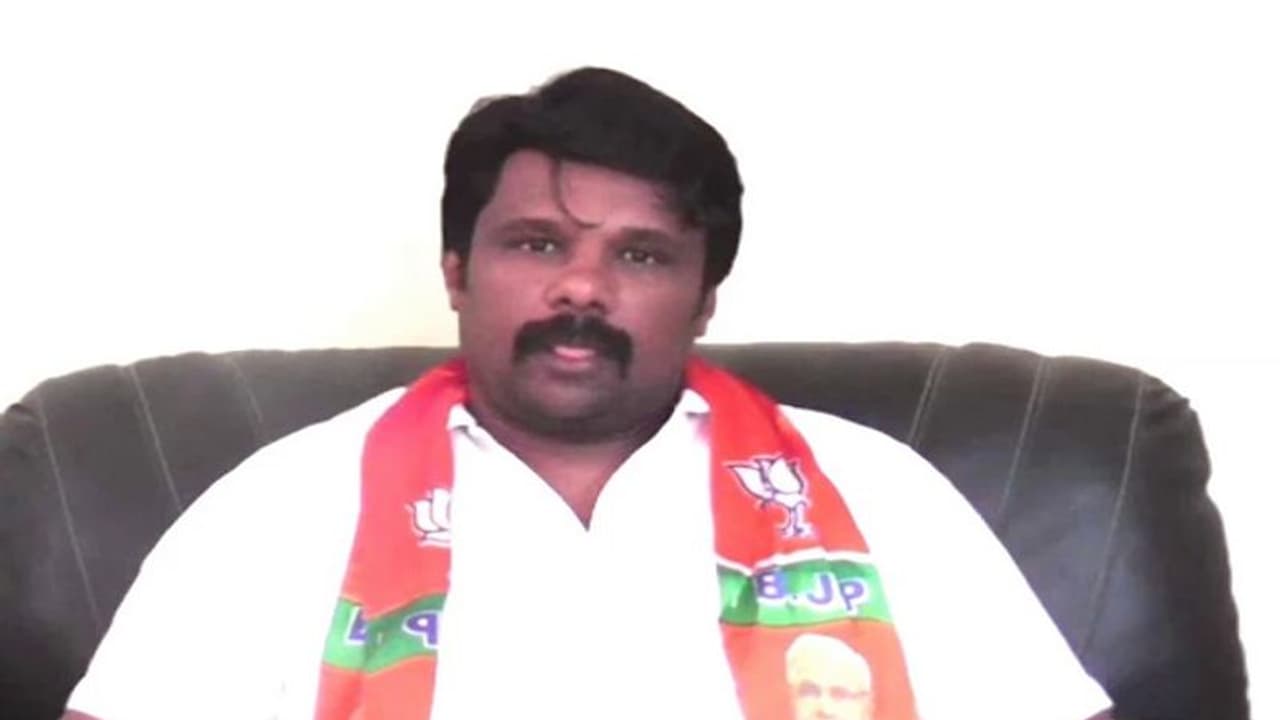 ವಿದ್ಯಾರ್ಥಿಗಳ ಸಾಧನೆಯೇ ನನಗೆ ಕಮಿಷನ್: ಶಾಸಕ ರಾಜೂಗೌಡ ವಿದ್ಯಾರ್ಥಿಗಳ ಸಾಧನೆಯೇ ನನಗೆ ಕಮಿಷನ್: ಶಾಸಕ ರಾಜೂಗೌಡ