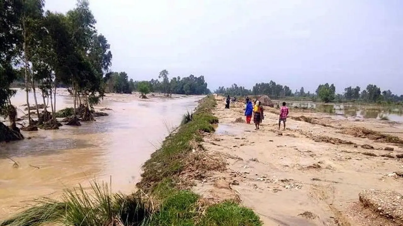 ಹುನಗುಂದ: ಈ ಗ್ರಾಮಗಳಲ್ಲಿ ದೀಪಾವಳಿ ಆಚರಿಸಲು ಬಿಡದ ಪ್ರವಾಹ ಹುನಗುಂದ: ಈ ಗ್ರಾಮಗಳಲ್ಲಿ ದೀಪಾವಳಿ ಆಚರಿಸಲು ಬಿಡದ ಪ್ರವಾಹ