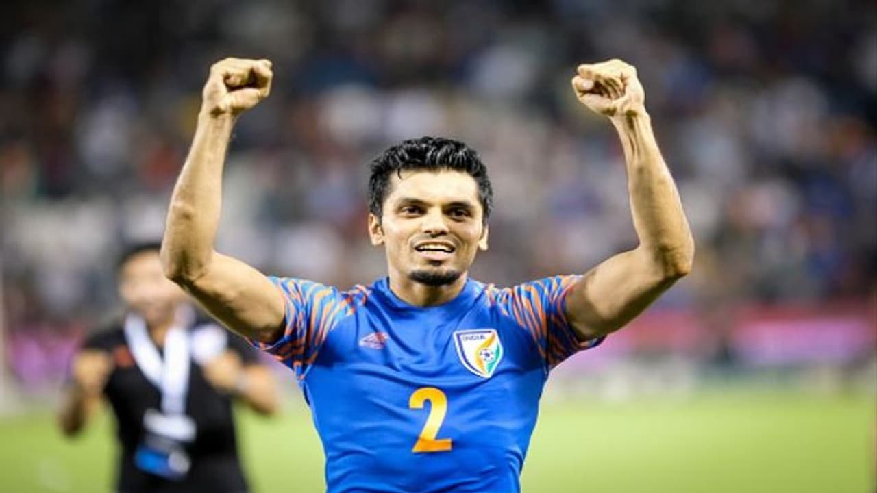 চোটের ধাক্কা, বাংলাদেশের বিরুদ্ধে তারকা ডিফেন্ডারকে পাচ্ছে না ভারতীয় দল চোটের ধাক্কা, বাংলাদেশের বিরুদ্ধে তারকা ডিফেন্ডারকে পাচ্ছে না ভারতীয় দল