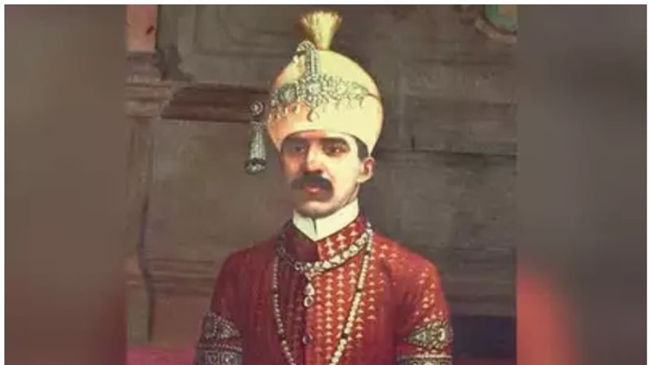 സ്വത്ത് കേസില് പാകിസ്ഥാന് തോറ്റു; ഹൈദരാബാദ് നൈസാമിന്റെ ലണ്ടന് ബാങ്കിലെ 35 മില്ല്യണ് പൗണ്ട് ഇന്ത്യക്കും അവകാശികള്ക്കും സ്വത്ത് കേസില് പാകിസ്ഥാന് തോറ്റു; ഹൈദരാബാദ് നൈസാമിന്റെ ലണ്ടന് ബാങ്കിലെ 35 മില്ല്യണ് പൗണ്ട് ഇന്ത്യക്കും അവകാശികള്ക്കും