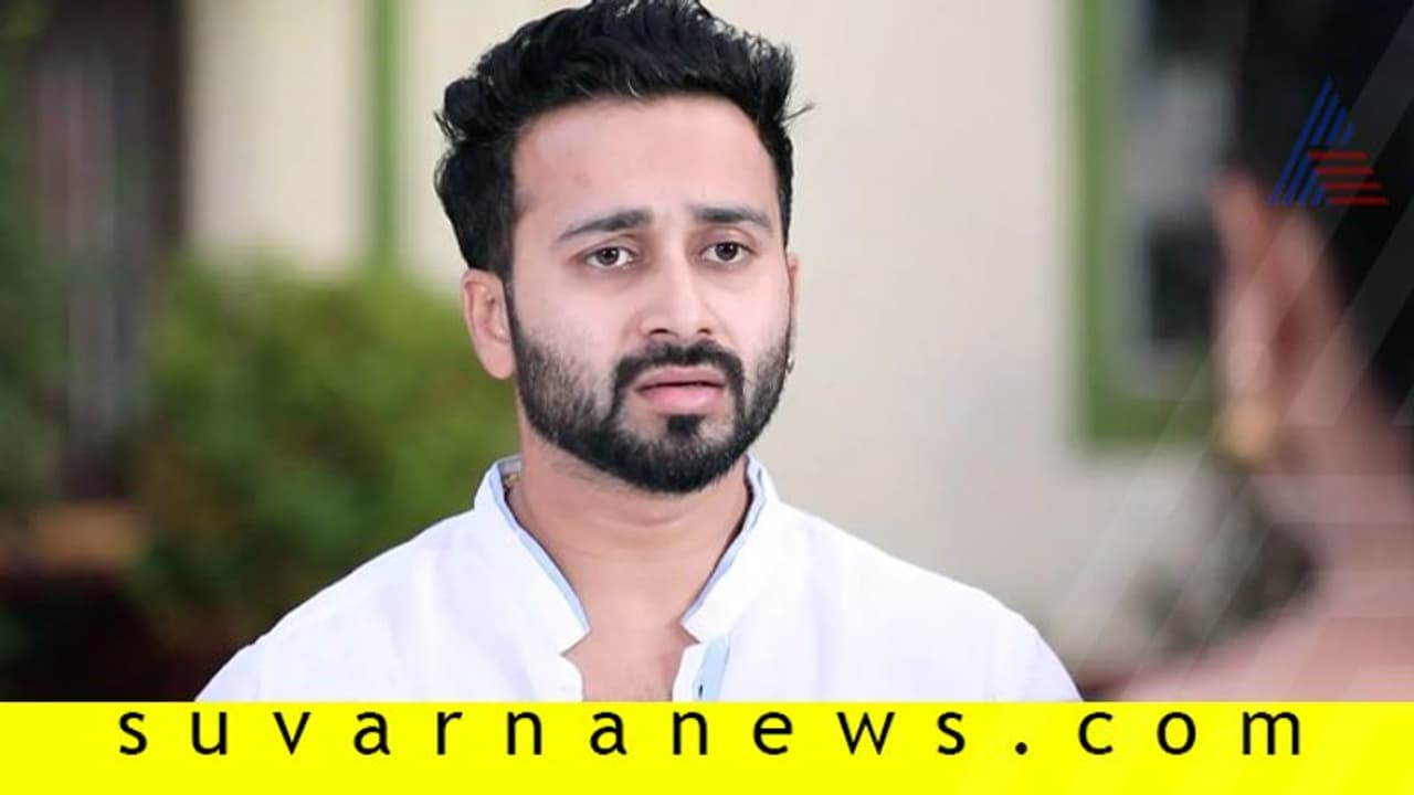 ಸಿದ್ದಗಂಗಾ ಶ್ರೀಗಳ ಶಿಷ್ಯನಾದ 'ಲಕ್ಷ್ಮಿ ಬಾರಮ್ಮ' ಚಂದು!