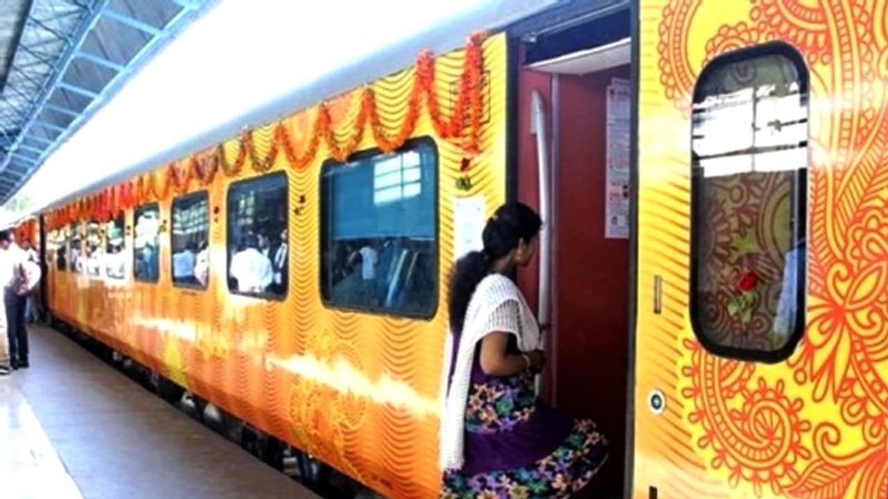 ಬುಲೆಟ್ ರೈಲು ಮಾರ್ಗದಲ್ಲಿ ಜ. 17ರಿಂದ ಖಾಸಗಿ ತೇಜಸ್! ಬುಲೆಟ್ ರೈಲು ಮಾರ್ಗದಲ್ಲಿ ಜ. 17ರಿಂದ ಖಾಸಗಿ ತೇಜಸ್!