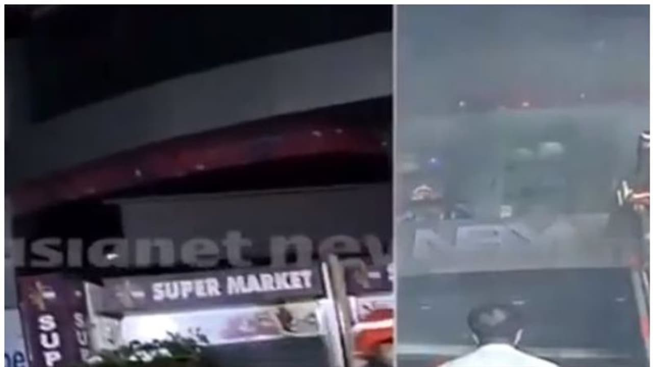 തിരുവനന്തപുരം കലാഭവൻ തീയേറ്ററിന് സമീപത്തെ സൂപ്പര്മാര്ക്കറ്റിന് തീപിടിച്ചു തിരുവനന്തപുരം കലാഭവൻ തീയേറ്ററിന് സമീപത്തെ സൂപ്പര്മാര്ക്കറ്റിന് തീപിടിച്ചു