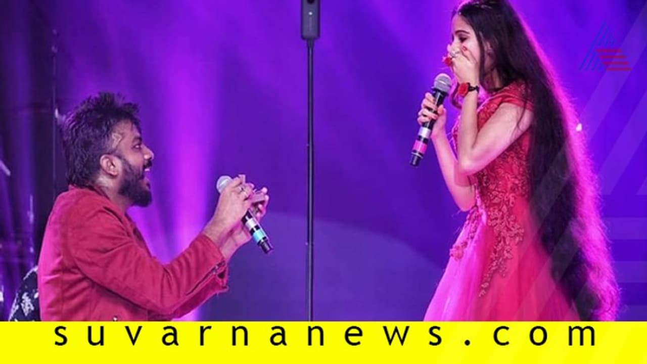 ಯುವ ದಸರಾ ವೇದಿಕೆಯಲ್ಲಿ ಪ್ರಪೋಸ್: ನಿವೇದಿತಾ ಚಂದನ್ ಶೆಟ್ಟಿಗೆ ಸಂಕಷ್ಟ ಯುವ ದಸರಾ ವೇದಿಕೆಯಲ್ಲಿ ಪ್ರಪೋಸ್: ನಿವೇದಿತಾ ಚಂದನ್ ಶೆಟ್ಟಿಗೆ ಸಂಕಷ್ಟ