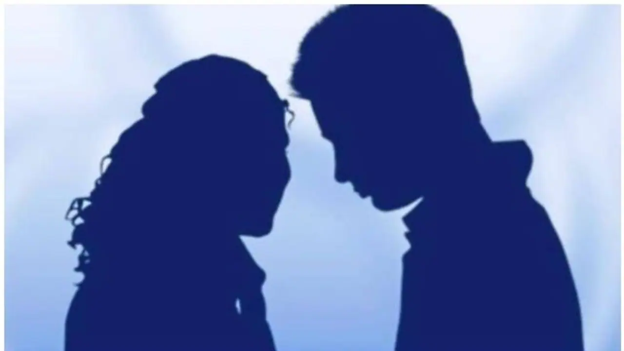 రివర్స్ డిమాండ్: భార్య వెళ్లిపోయింది, ఒంటరి పురుషుడి పింఛను ఇవ్వండి రివర్స్ డిమాండ్: భార్య వెళ్లిపోయింది, ఒంటరి పురుషుడి పింఛను ఇవ్వండి